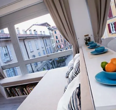 Aria Center Apartment Como